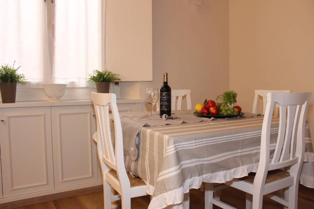 Art Apartment Santa Croce Suite Florenz Exterior foto